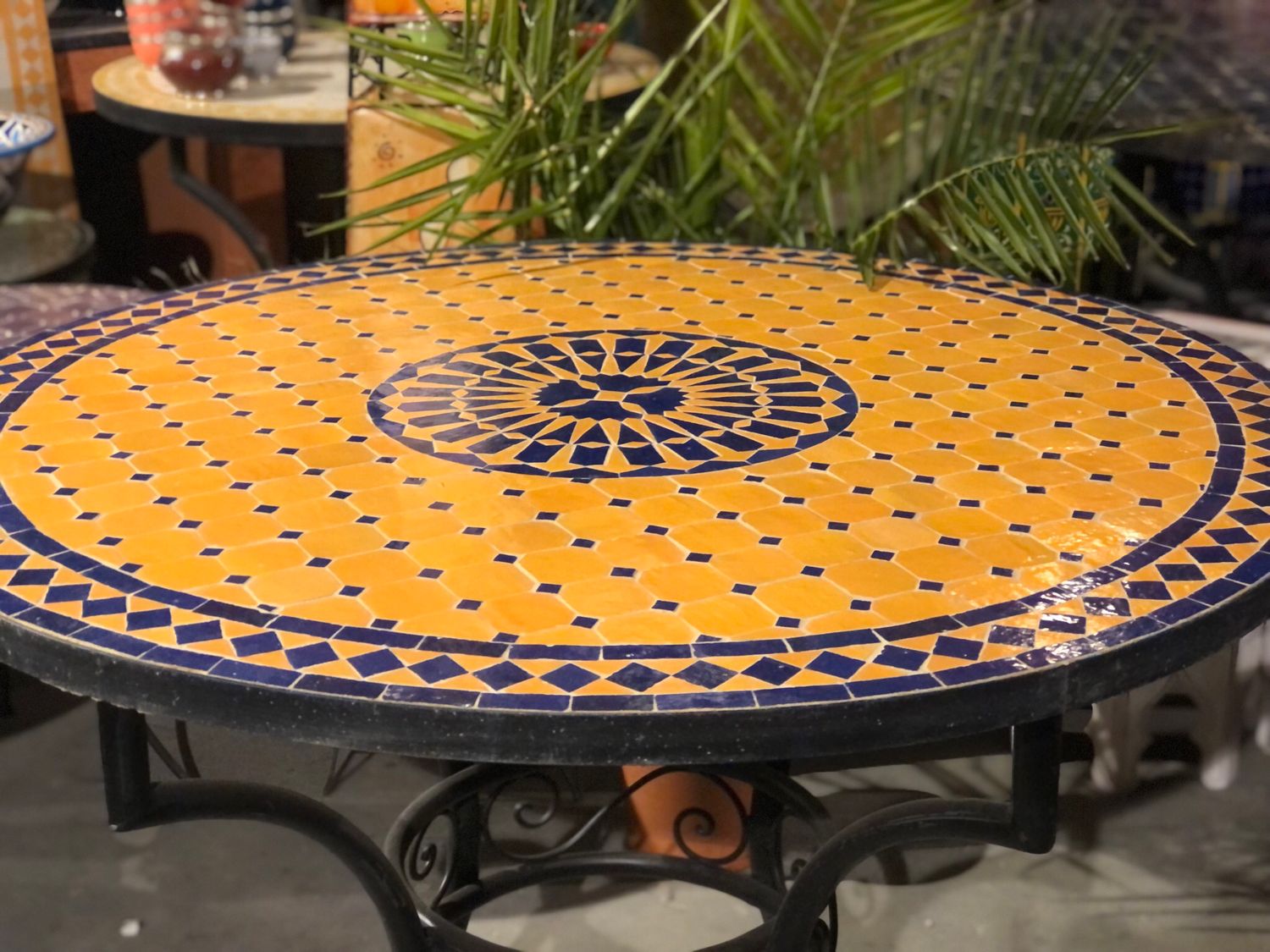 Marokkaanse Mozaiek tafel (blad) Met ROZET 100 cm Geel-Blauw