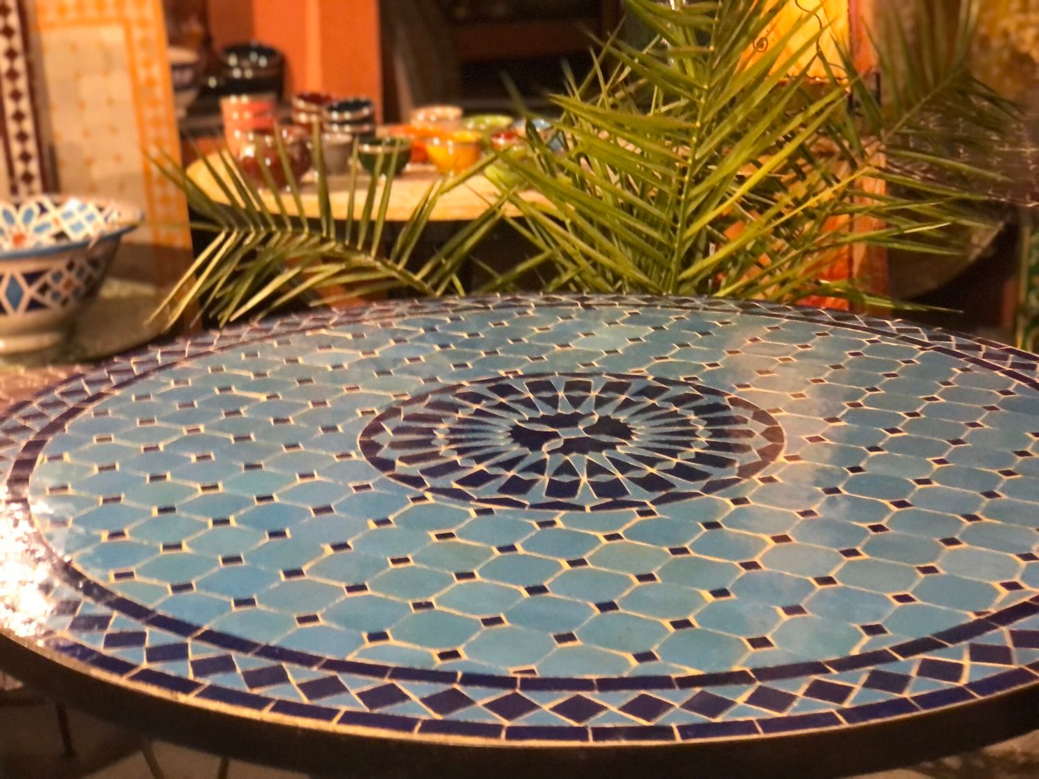 Marokkaanse Mozaiek tafel (blad) Met ROZET  100 cm  Turqouise -Blauw