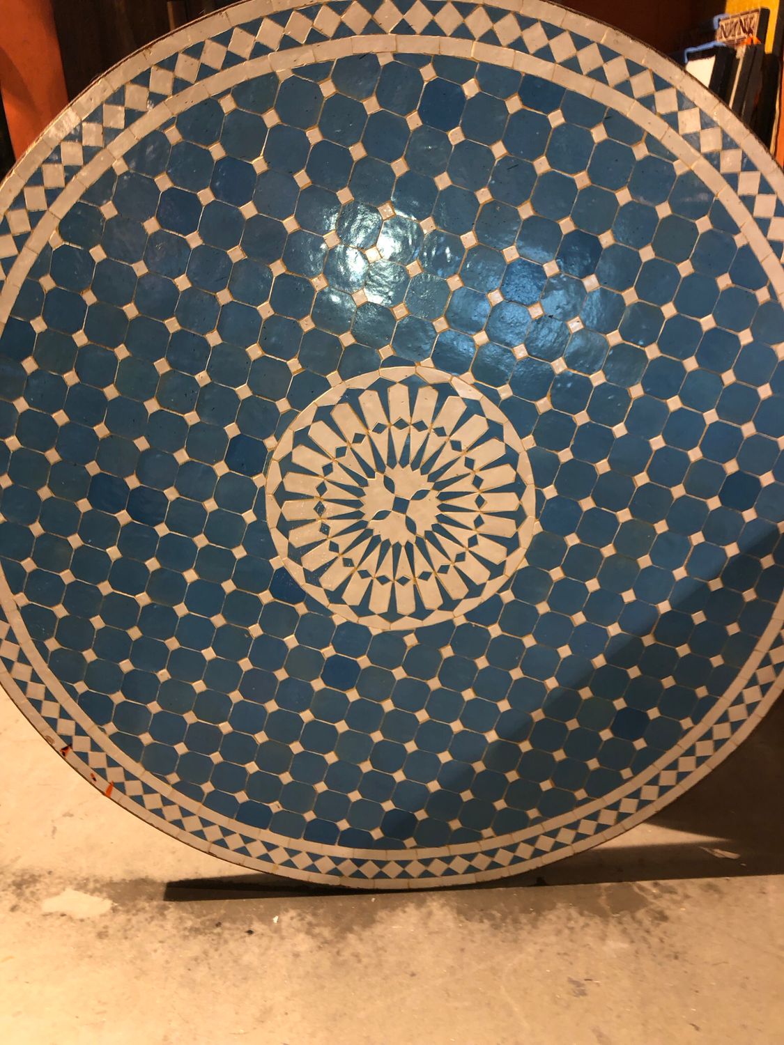 Marokkaanse Mozaiek tafel (blad) Met ROZET 120 cm Turqouise blauw-Wit