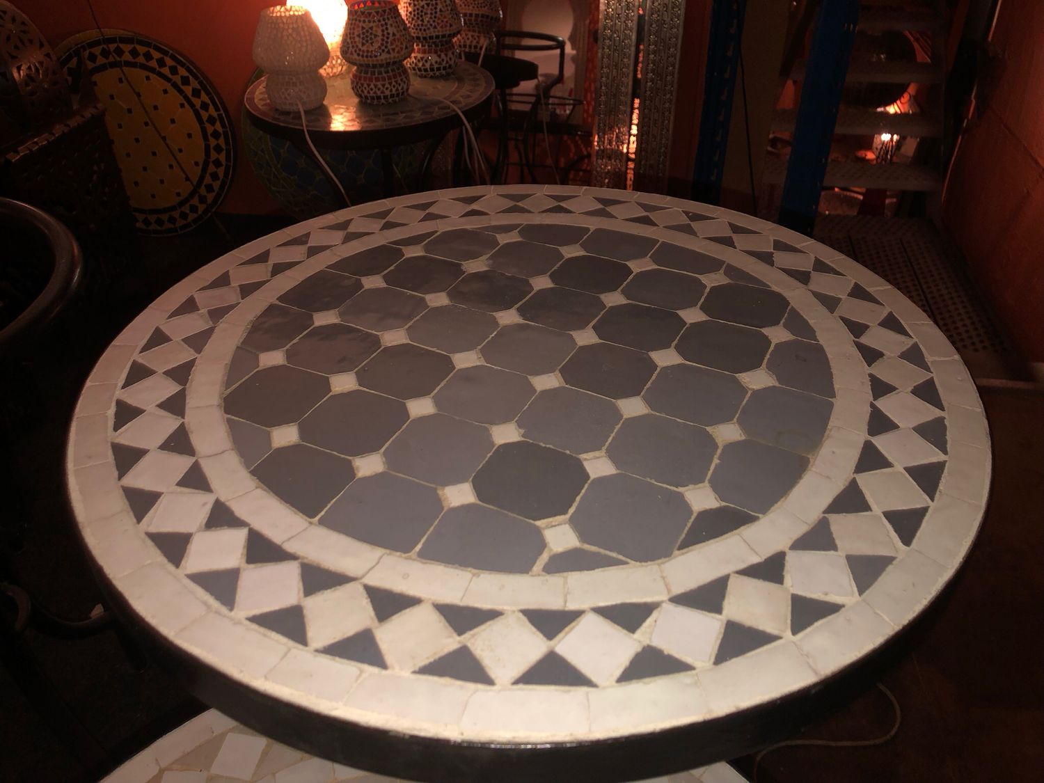 Marokkaanse Mozaiek tafel (blad) 50 cm Grijs-Wit Handgemaakt
