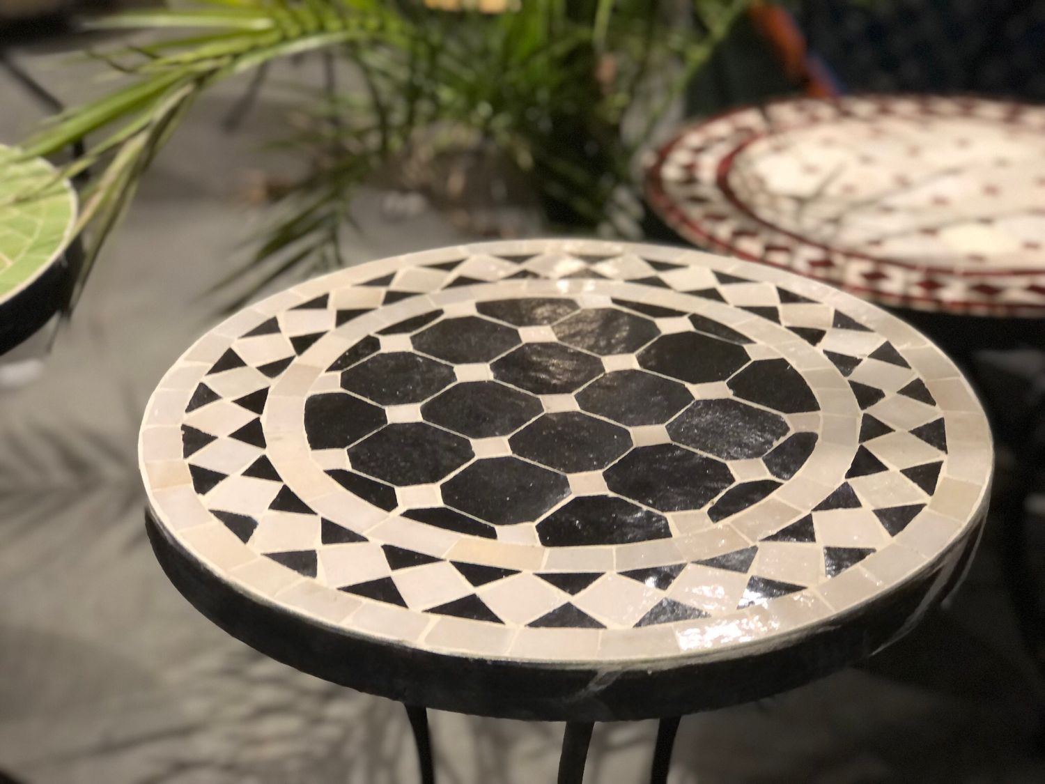 Marokkaanse Mozaiektafel (blad) 40 cm Zwart-Creme Handgemaakt