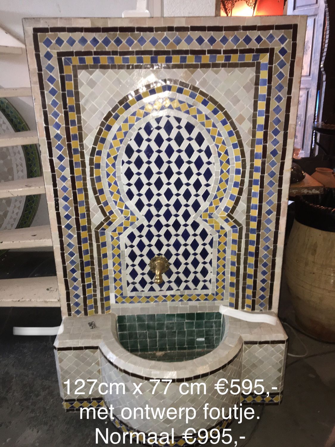 Handgemaakte Marokkaanse Mozaïek Fontein - 127x76 cm - Met Ontwerpfoutje