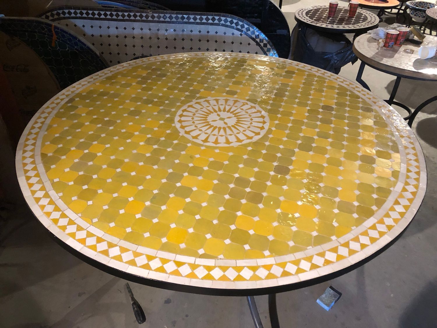 Marokkaanse Mozaiek tafel (blad) Met ROZET 140 cm Geel-Wit