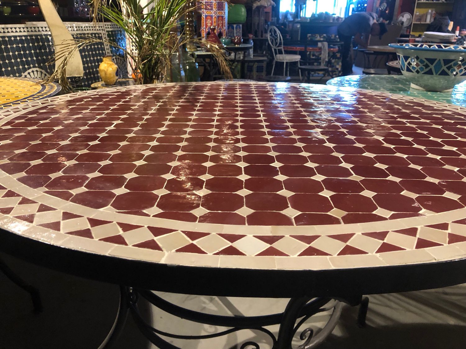 Marokkaanse Mozaiek tafel (blad) 120 cm Bordeau rood-Creme Handgemaakt