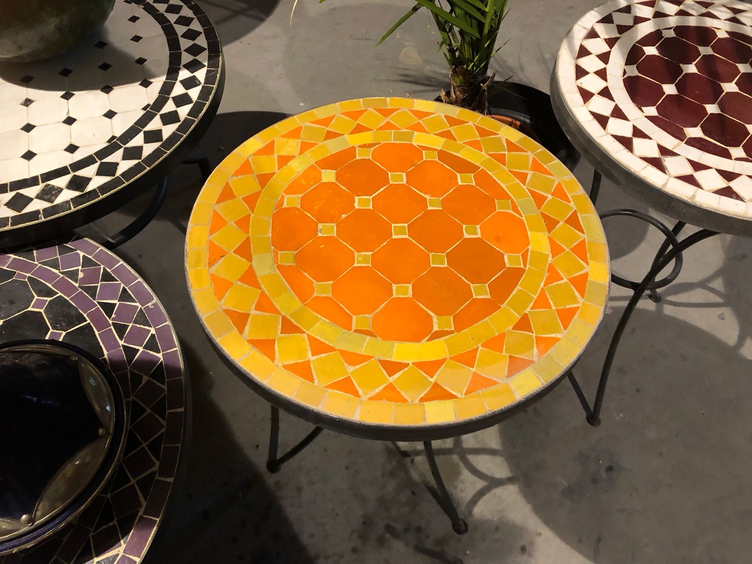 Marokkaanse Mozaiektafel (blad) 40 cm Oranje-Geel Handgemaakt — detail 2