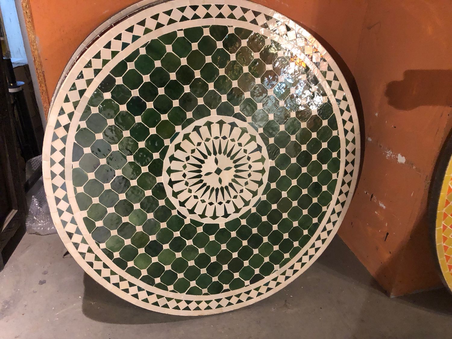 Marokkaanse Mozaiek tafel (blad) 100 cm Met Rozet Tamegroute Groen- creme Handgemaakt N — detail 2