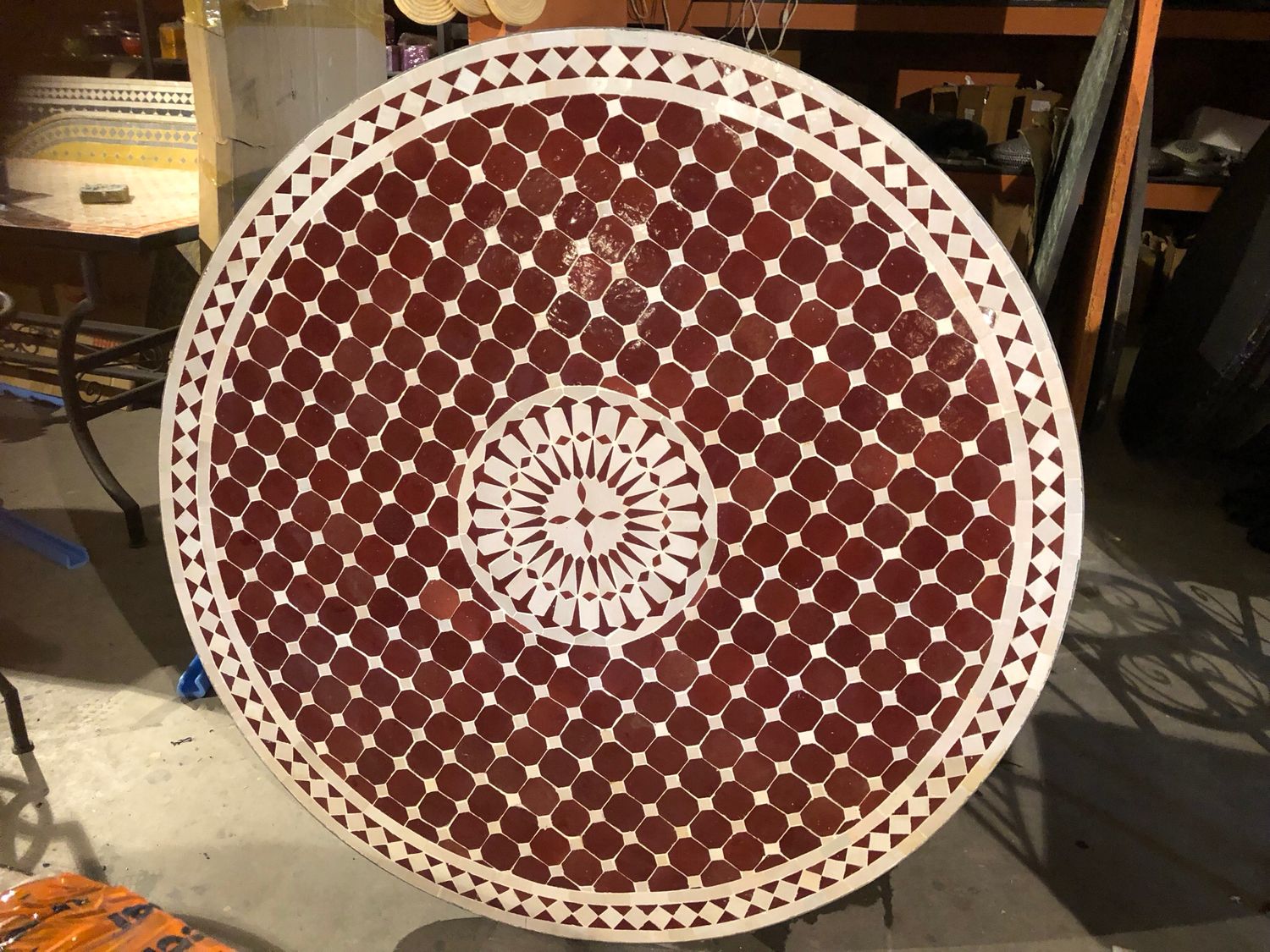 Marokkaanse Mozaiek tafel (blad) Met ROZET  Bordeaux rood- Wit 120 cm Nw