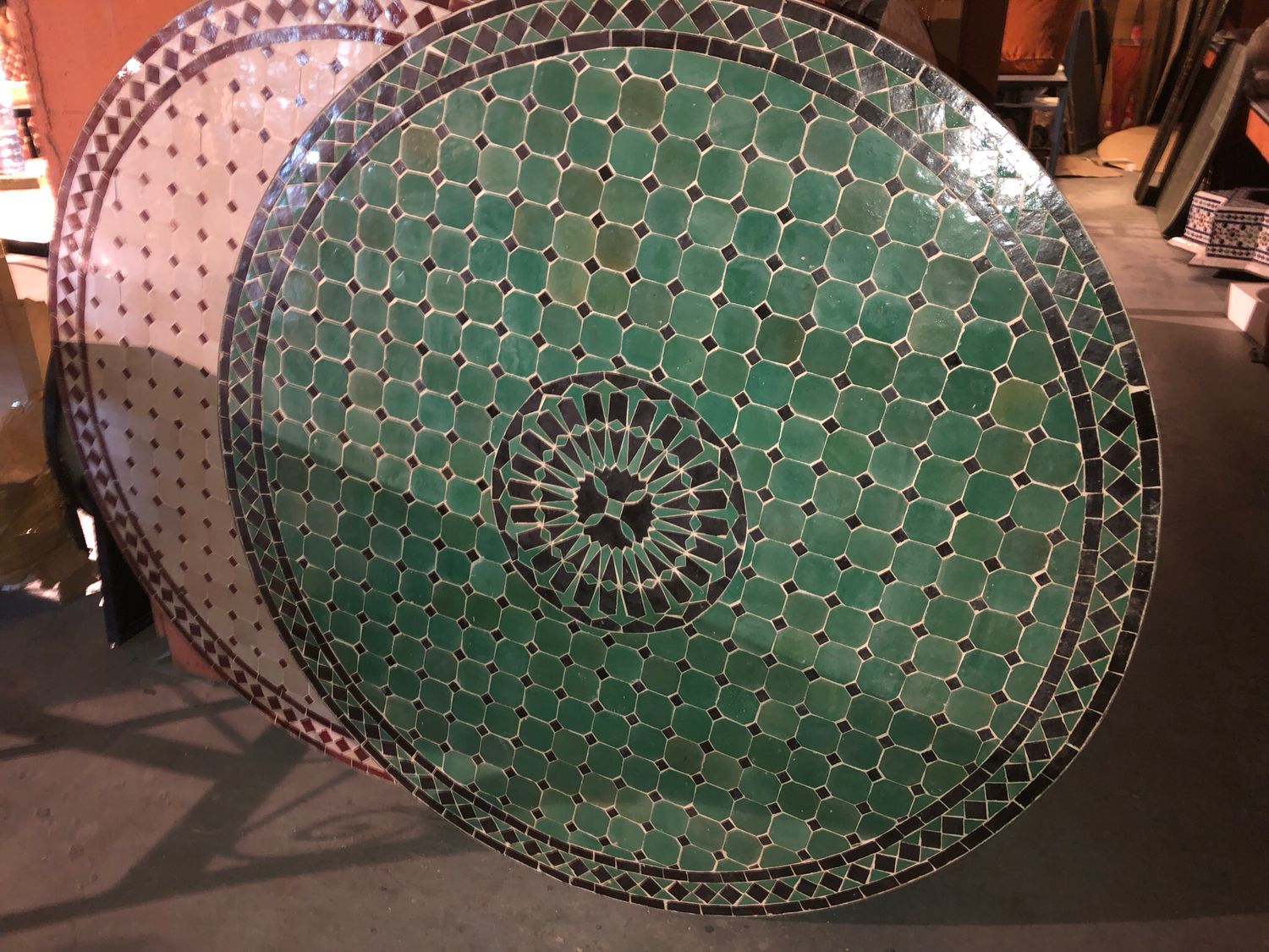 Marokkaanse Mozaiek tafel (blad) Met ROZET  120 cm  Groen-Zwart  N
