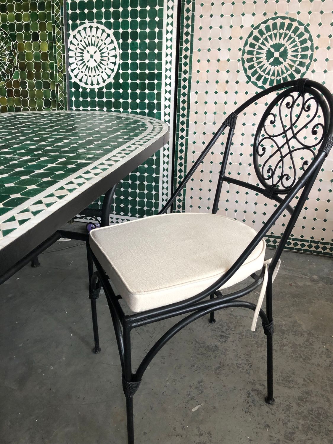 Handgemaakte Marokkaanse Smeedijzeren Stoel AZZIA, — detail 2