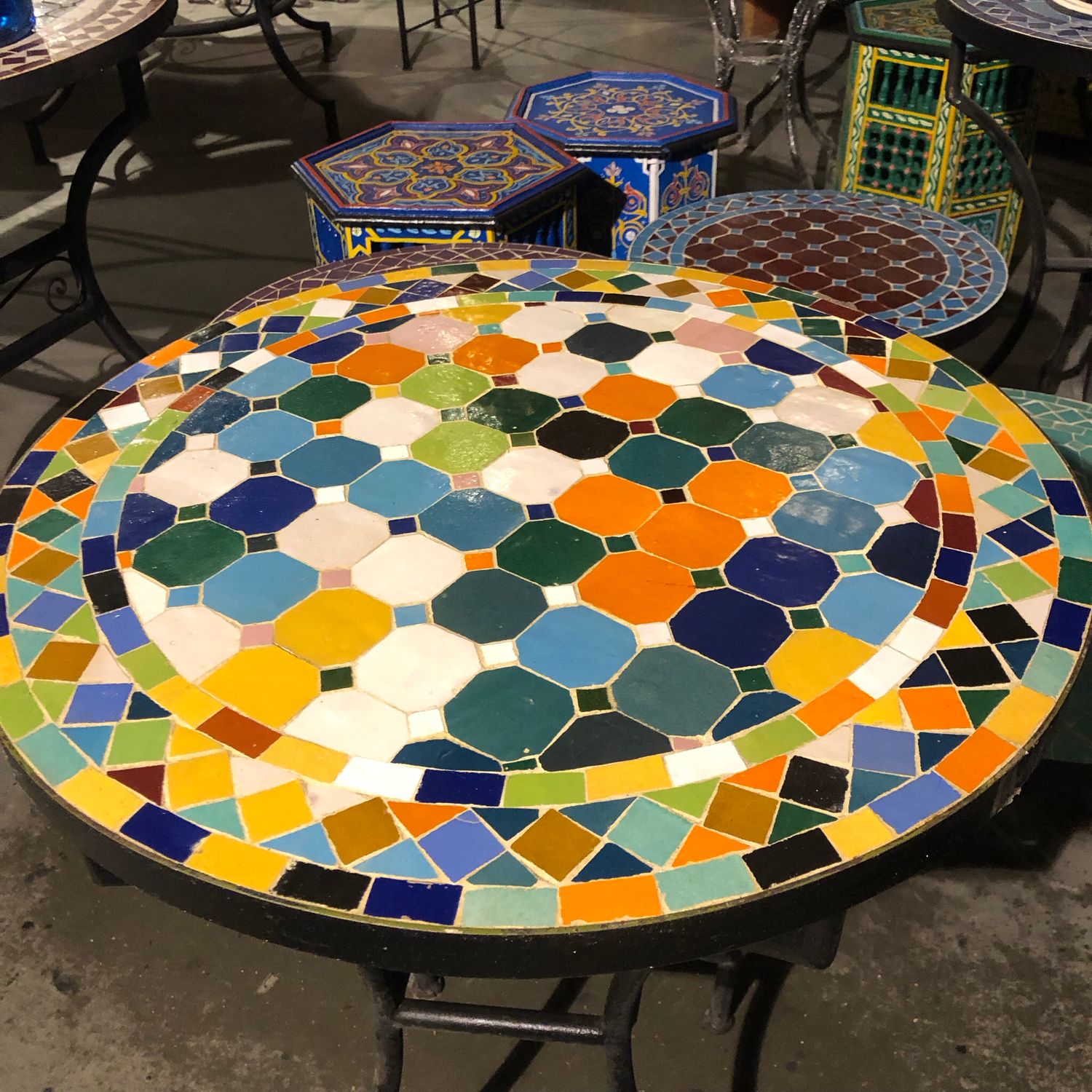 Marokkaanse Mozaiek tafel (blad) 60 cm Multicolor Handgemaakt — detail 5