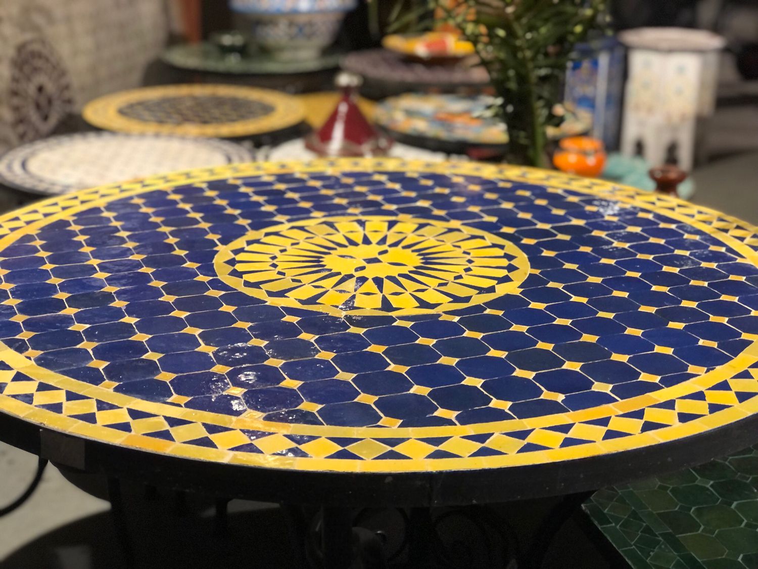 Marokkaanse Mozaiek tafel (blad) Met ROZET 100 cm Blauw-Geel Marokkaanse Mozaiek tafel (blad) Met ROZET 100 cm Blauw-Geel