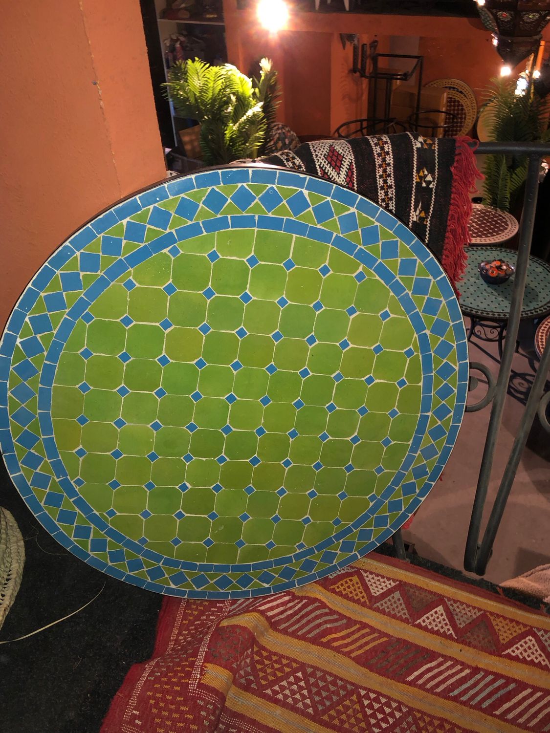 Marokkaanse Mozaiek tafel (blad) 70 cm Appelgroen-Turqouiseblauw Handmade Marokkaanse Mozaiek tafel (blad) 70 cm Appelgroen-Turqouiseblauw Handmade