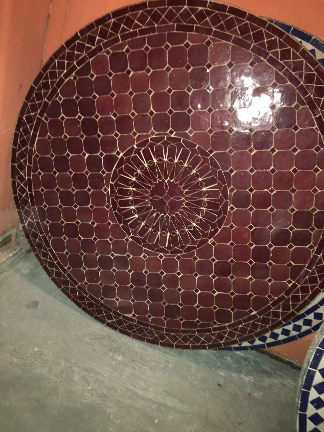 Marokkaanse Mozaiek tafel (blad) Met ROZET 100 cm Bordeaux rood Uni