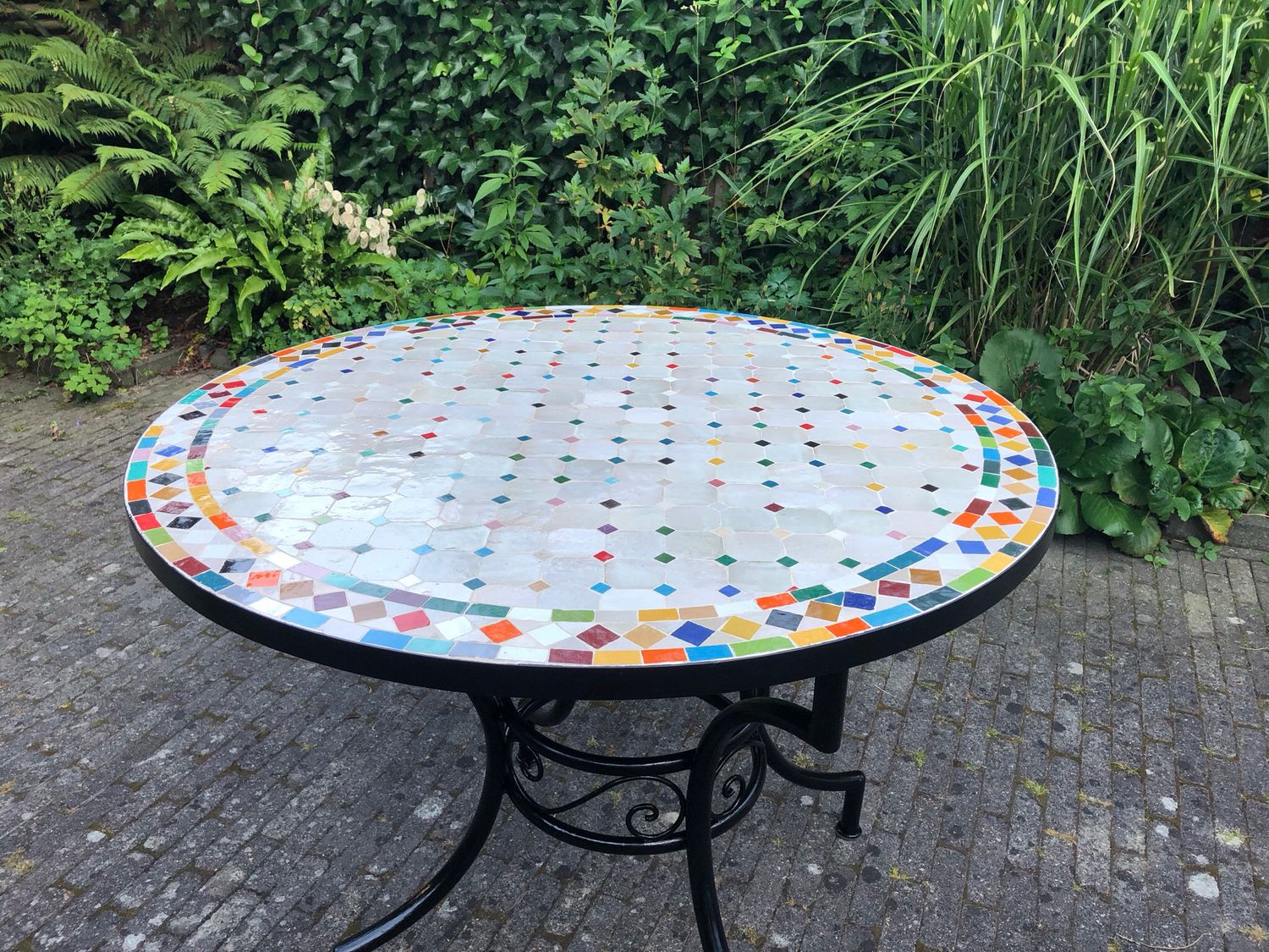 Marokkaanse Mozaiek tafel (blad) 100 cm Multicolor-Creme Handgemaakt — detail 2