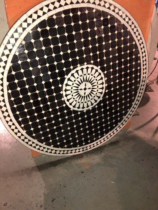 Marokkaanse Mozaiek tafel (blad) Met ROZET 120 cm Zwart-Wit Marokkaanse Mozaiek tafel (blad) Met ROZET 120 cm Zwart-Wit