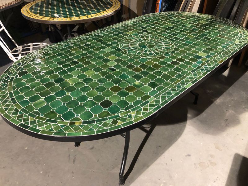 Marokkaanse Mozaiektafel 180 cm Ovaal Inclusief Beste Onderstel en Afwerking ! Marokkaanse Mozaiektafel 180 cm Ovaal Inclusief Beste Onderstel en Afwerking !