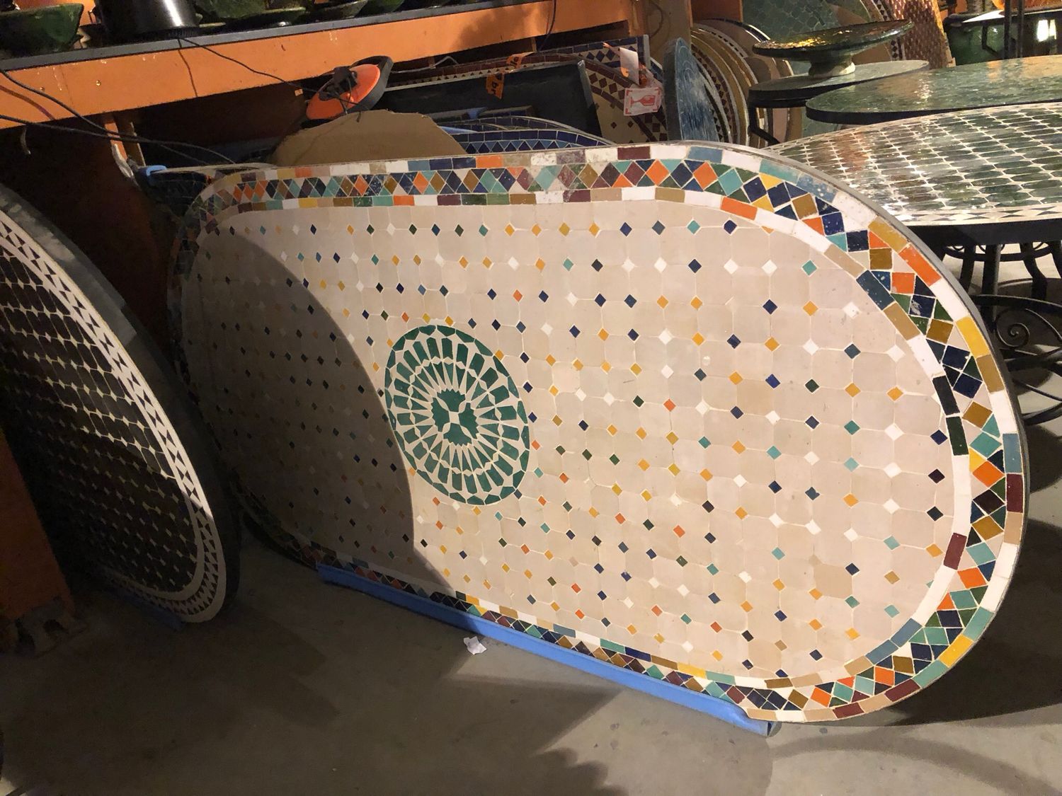 Marokkaanse Mozaiektafel 180 cm Ovaal Inclusief Beste Onderstel en Afwerking !