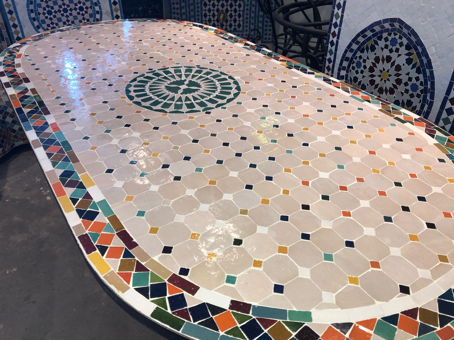 Marokkaanse Mozaiektafel 180 cm Ovaal Inclusief Beste Onderstel en Afwerking ! — detail 5