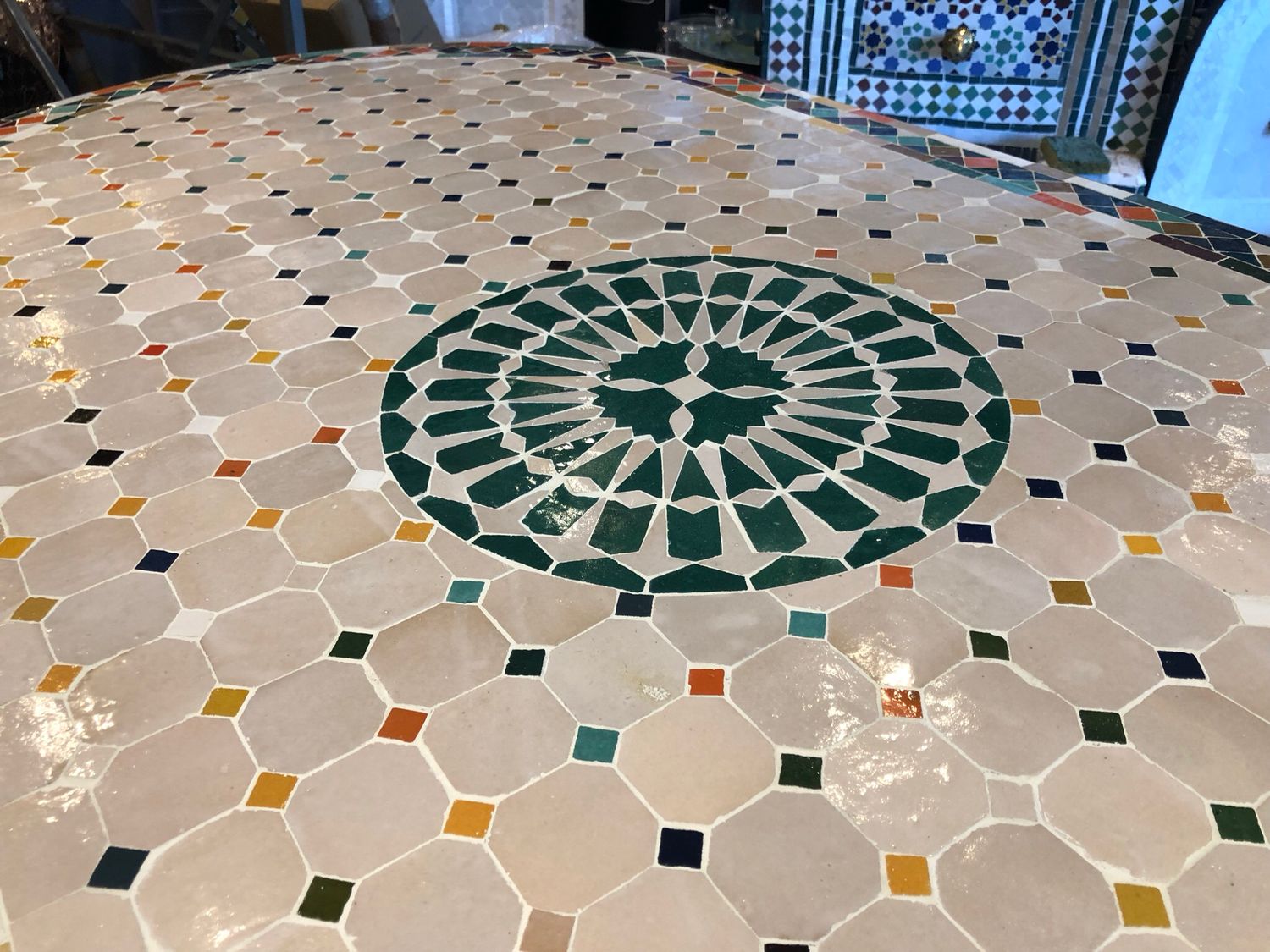 Marokkaanse Mozaiektafel 180 cm Ovaal Inclusief Beste Onderstel en Afwerking ! — detail 2