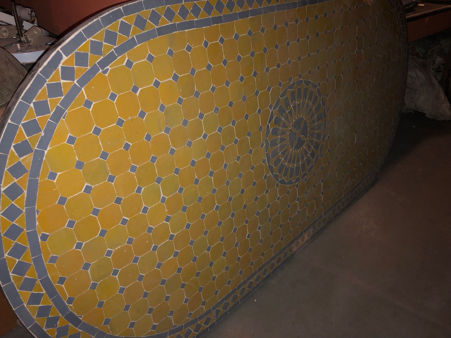 Marokkaanse Mozaiektafel 180 cm Ovaal Inclusief Beste Onderstel en Afwerking !