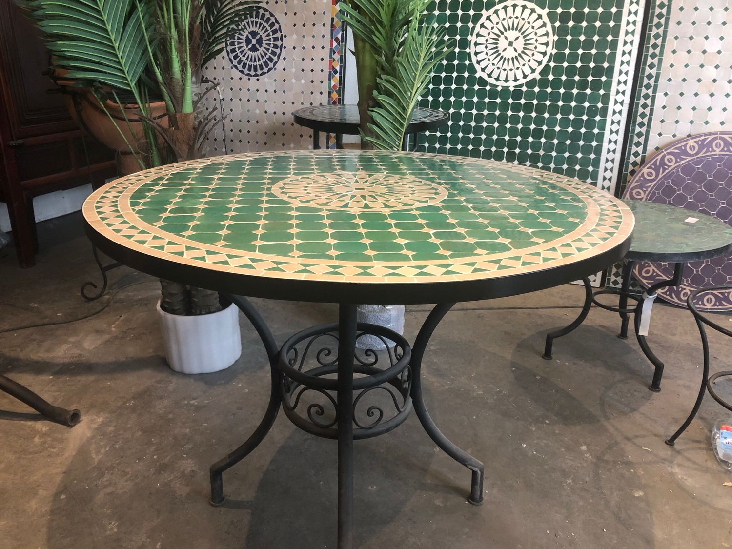 Marokkaanse Mozaiek tafel (blad) Met ROZET 100 cm Zeegroen-Creme — detail 4