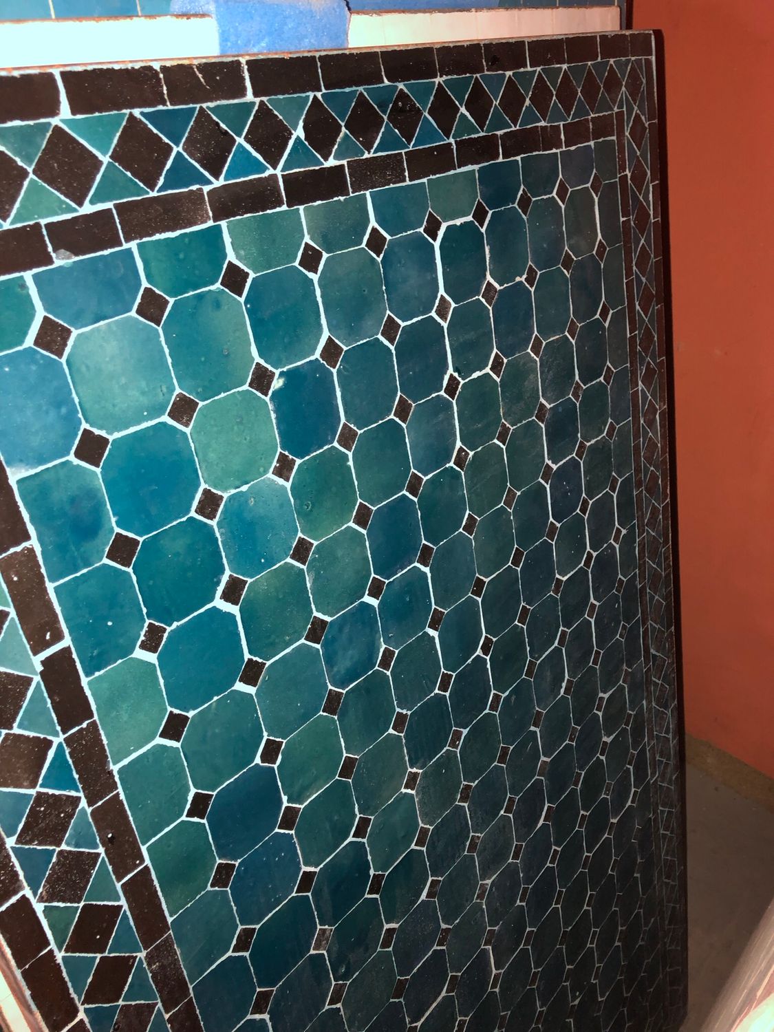 Handgemaakte Marokkaanse Mozaiek tafel (blad) - 120 x 70 cm Petrolblauw-Zwart Handgemaakt Handgemaakte Marokkaanse Mozaiek tafel (blad) - 120 x 70 cm Petrolblauw-Zwart Handgemaakt