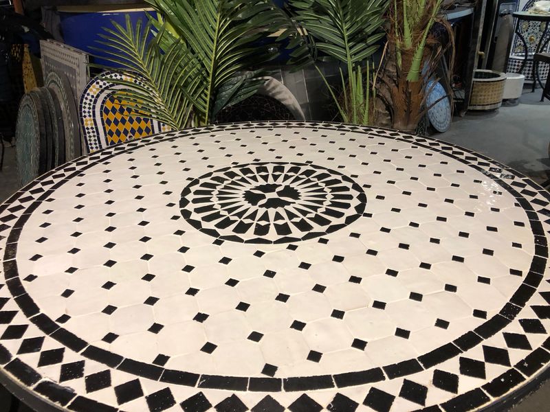 Marokkaanse Mozaiek tafel (blad) 100 cm Met Rozet Wit-Zwart Handgemaakt N 