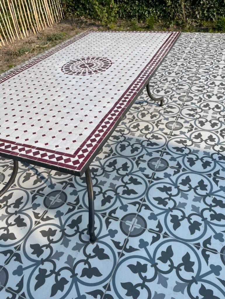 Marokkaanse Mozaiek tafel (blad) Met ROZET 200x100 cm Cement Creme - Bordeaux rood / 140 KG — detail 5
