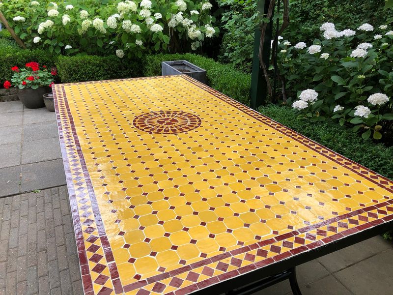 Marokkaanse Mozaiek tafel (blad) Met ROZET 200x100 cm Geel-Rood/ Lichtgewicht / 45 KG Marokkaanse Mozaiek tafel (blad) Met ROZET 200x100 cm Geel-Rood/ Lichtgewicht / 45 KG