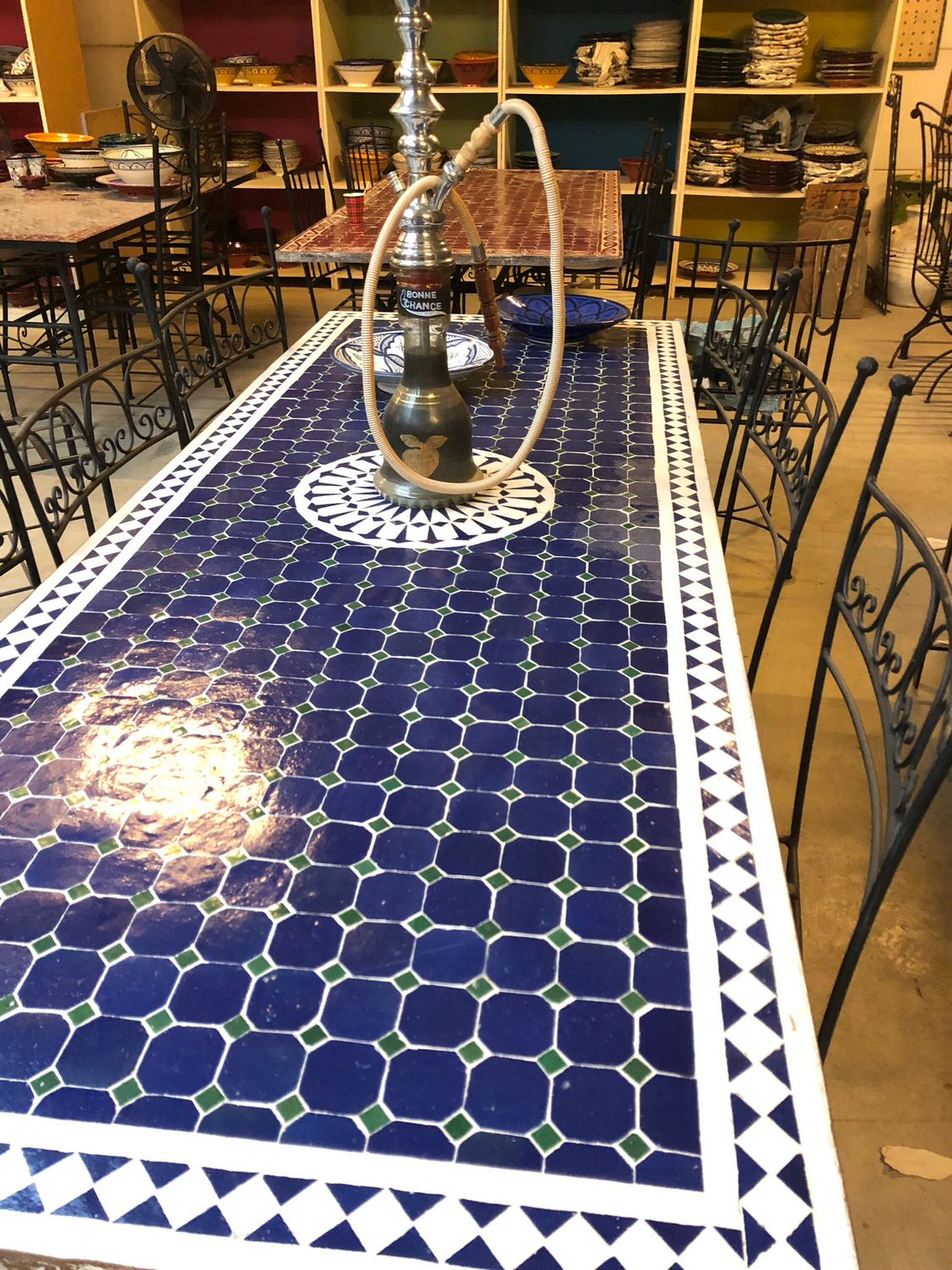 Marokkaanse Mozaiek tafel (blad) Met ROZET 220x80 cm Cement / Blauw-Wit -Groen / 120 KG Marokkaanse Mozaiek tafel (blad) Met ROZET 220x80 cm Cement / Blauw-Wit -Groen / 120 KG