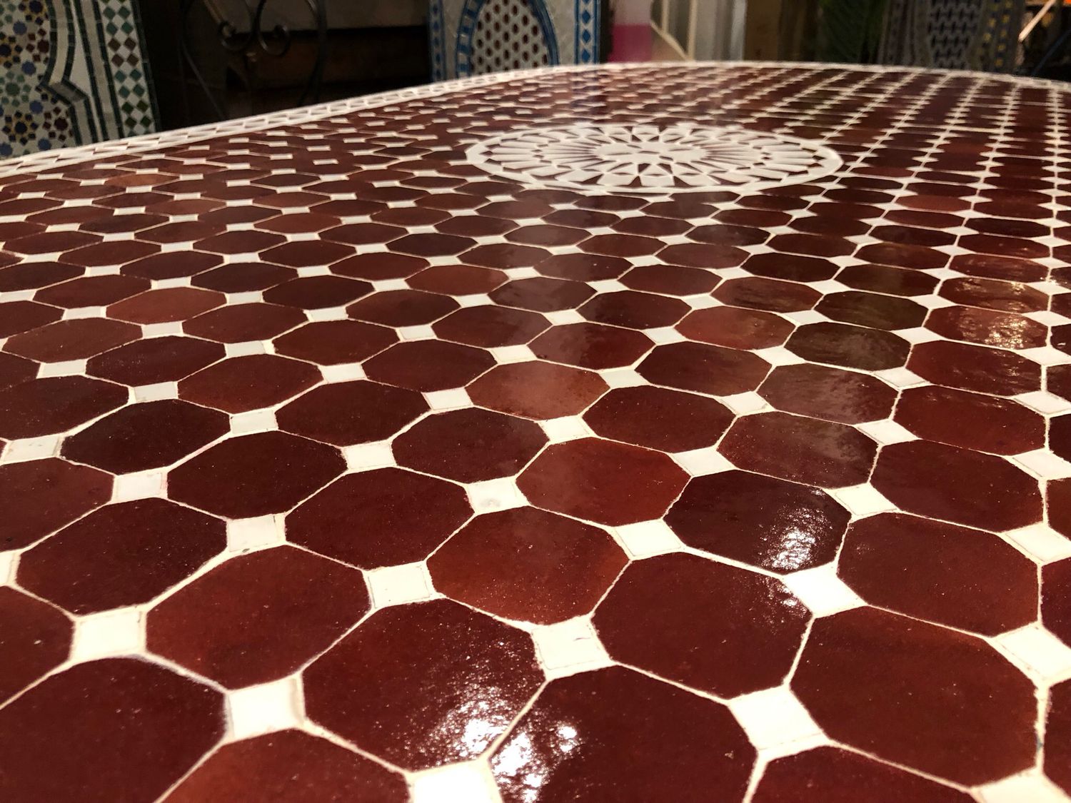 Marokkaanse Mozaiek tafel (blad) Met ROZET 200x100 cm Ovaal Bordeaux rood-Wit/ Lichtgewicht / 45 KG — detail 5