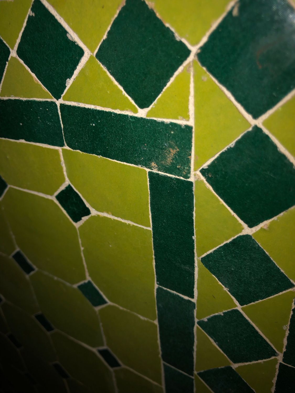 Marokkaanse Mozaiektafel 180 cm Gëemailleerd Inclusief Beste Onderstel en Afwerking !