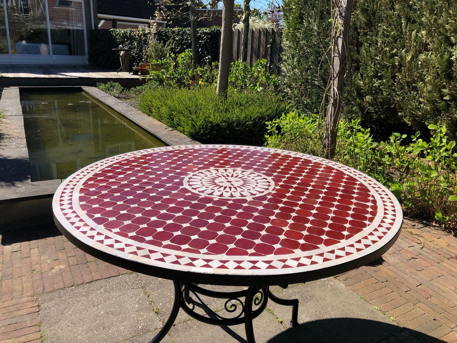 Marokkaanse Mozaiek tafel (blad) Met ROZET Bordeaux rood-Creme 120 cm Nw — detail 8