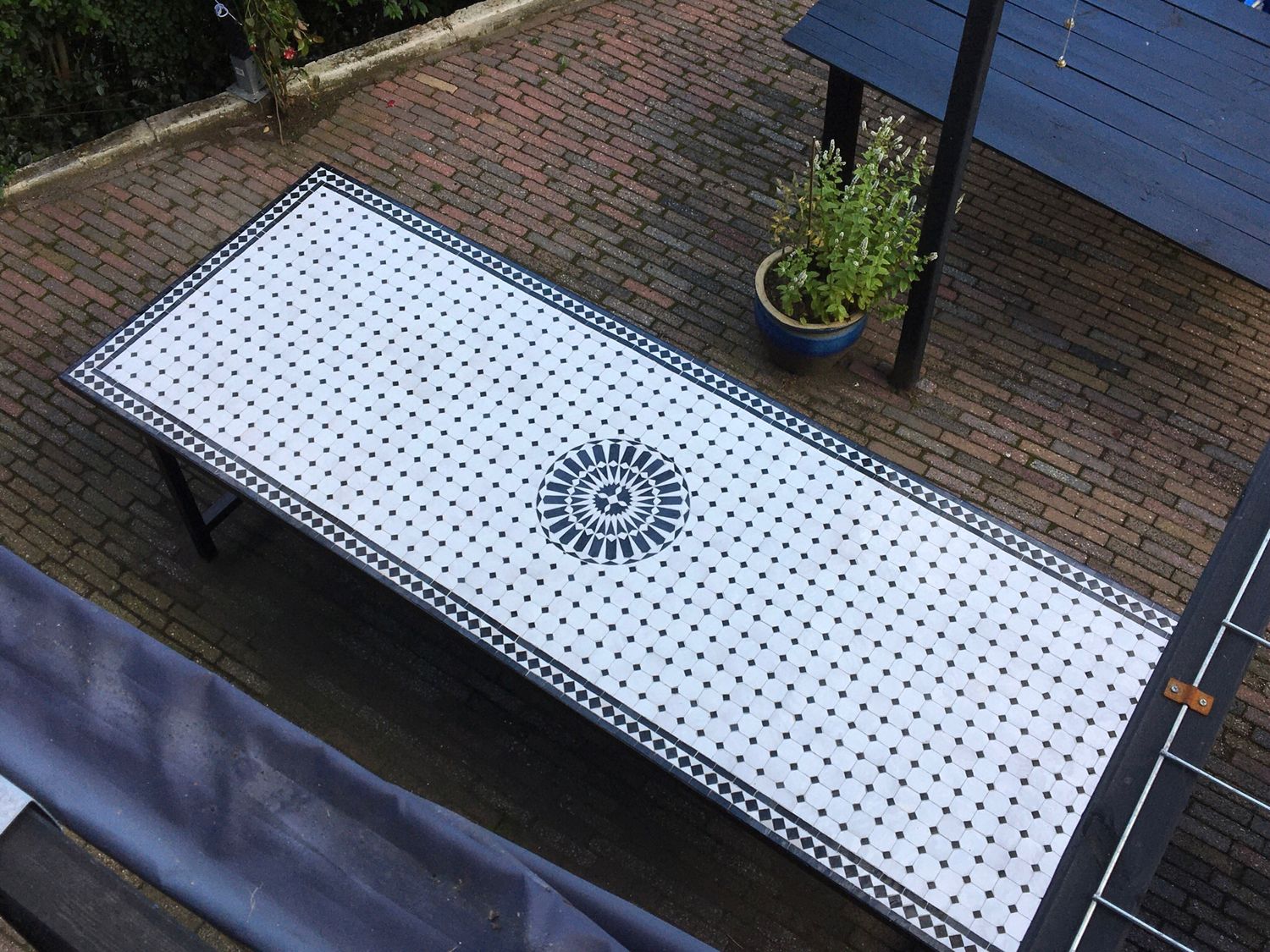 Marokkaanse Mozaiektafel 280x100 cm Zwart-Wit Inclusief Beste Onderstel en Afwerking ! — detail 4