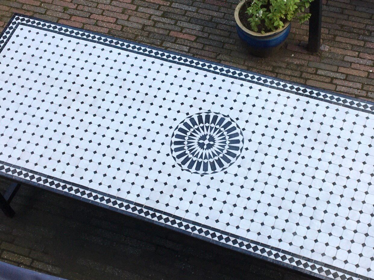 Marokkaanse Mozaiektafel 280x100 cm Zwart-Wit Inclusief Beste Onderstel en Afwerking ! — detail 3