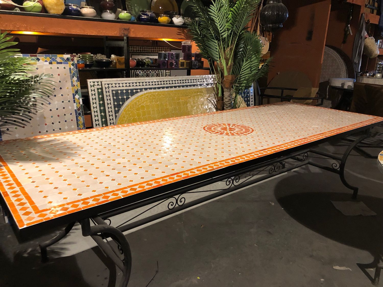 Marokkaanse Mozaiektafel 280x100 cm Creme -Oranje Inclusief Beste Onderstel en Afwerking ! — detail 3