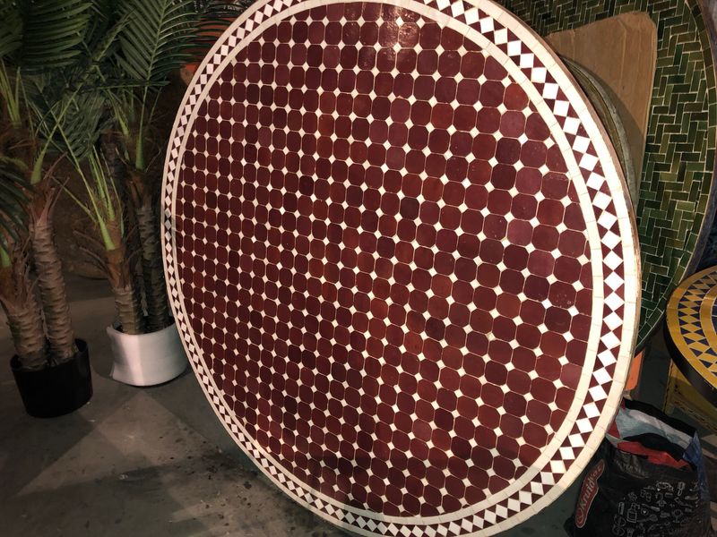 Marokkaanse Mozaiek tafel (blad)140 cm Bordeauxrood-Wit Marokkaanse Mozaiek tafel (blad)140 cm Bordeauxrood-Wit