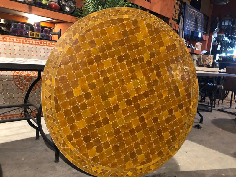 Marokkaanse Mozaiek tafel (blad)120 cm Honey Uni Marokkaanse Mozaiek tafel (blad)120 cm Honey Uni