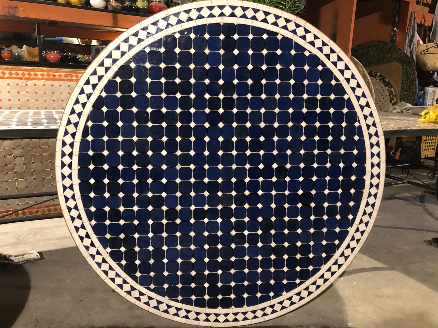 Marokkaanse Mozaiek tafel (blad)120 cm Blauw-Wit Marokkaanse Mozaiek tafel (blad)120 cm Blauw-Wit