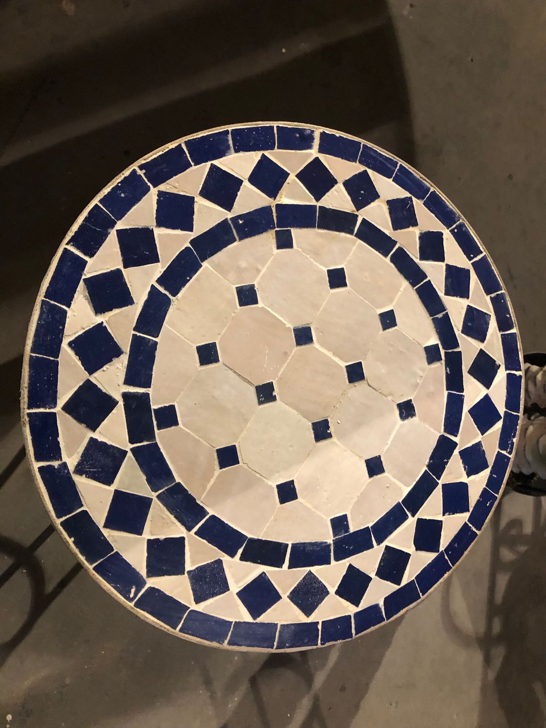 Marokkaanse Mozaiektafel (blad) 40 cm Creme-Blauw Handgemaakt — detail 2