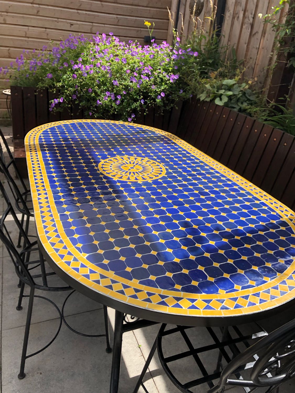 Marokkaanse Mozaiek tafel (blad) Met ROZET 200x100 cm Ovaal Blauw-Geel/ Lichtgewicht / 45 KG — detail 2