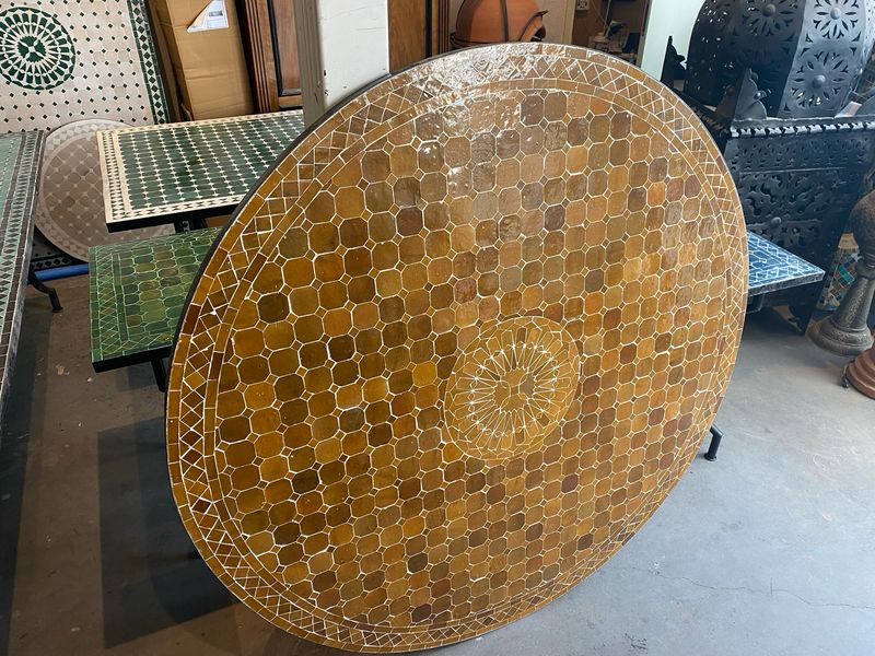 Marokkaanse Mozaiek tafel (blad) Met ROZET 140 cm Honingkleur Marokkaanse Mozaiek tafel (blad) Met ROZET 140 cm Honingkleur