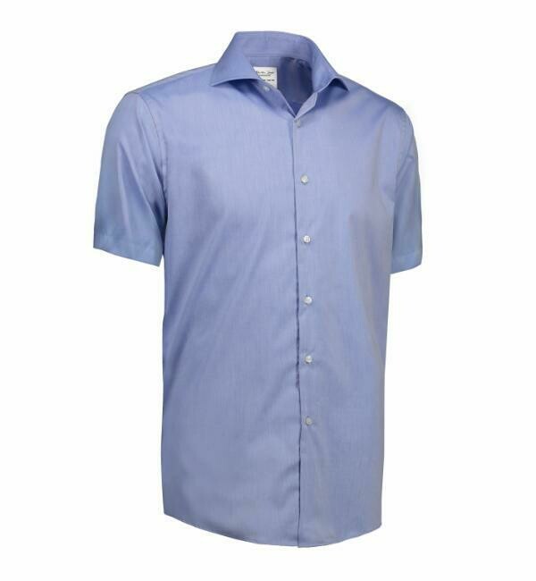 Light Blue Fine Twill - Short Sleeve Modern Fit