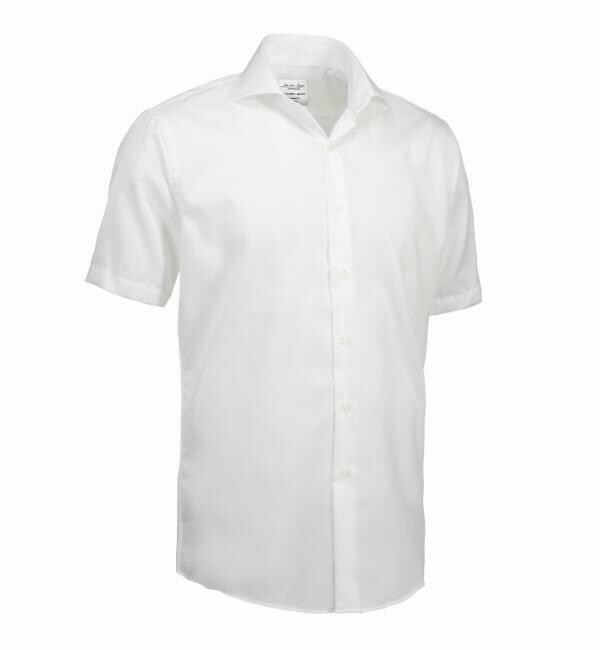 White Fine Twill - Short Sleeve Modern Fit