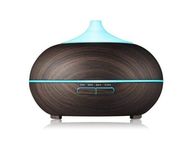 Aroma Diffuser in Nußbaum Optik