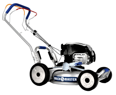 HM46 A
46 cm Schnittbreite, B&S Motor Serie 675 ExI, 4-Takt mit 2,8 kW bei 2800 U/min, Seilzug, 1-Gang Radantrieb zuschaltbar, 3,2 km/h Geschwindigkeit Gewicht: 36 kg, Flächenempf. 1000 m²