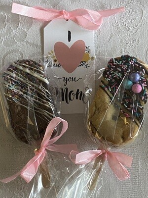 Cookie, Brownie &amp; Rice Krispie Pops