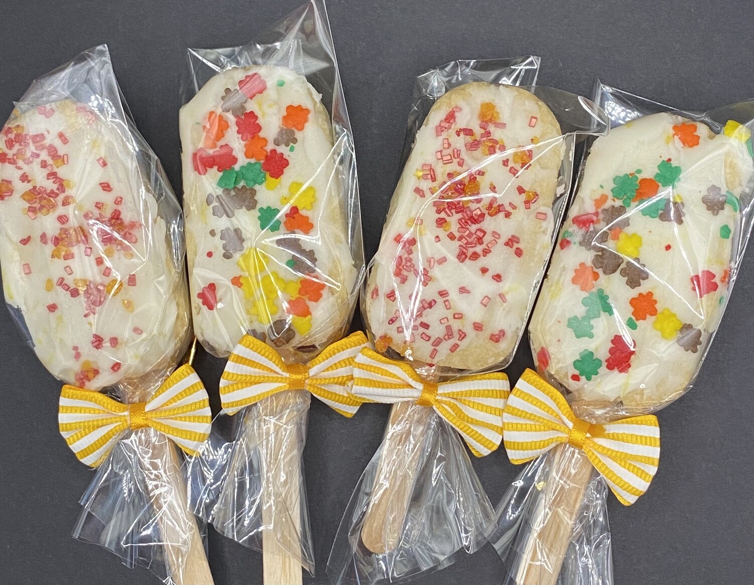 Mini Lemon Sugar Cookie Pops