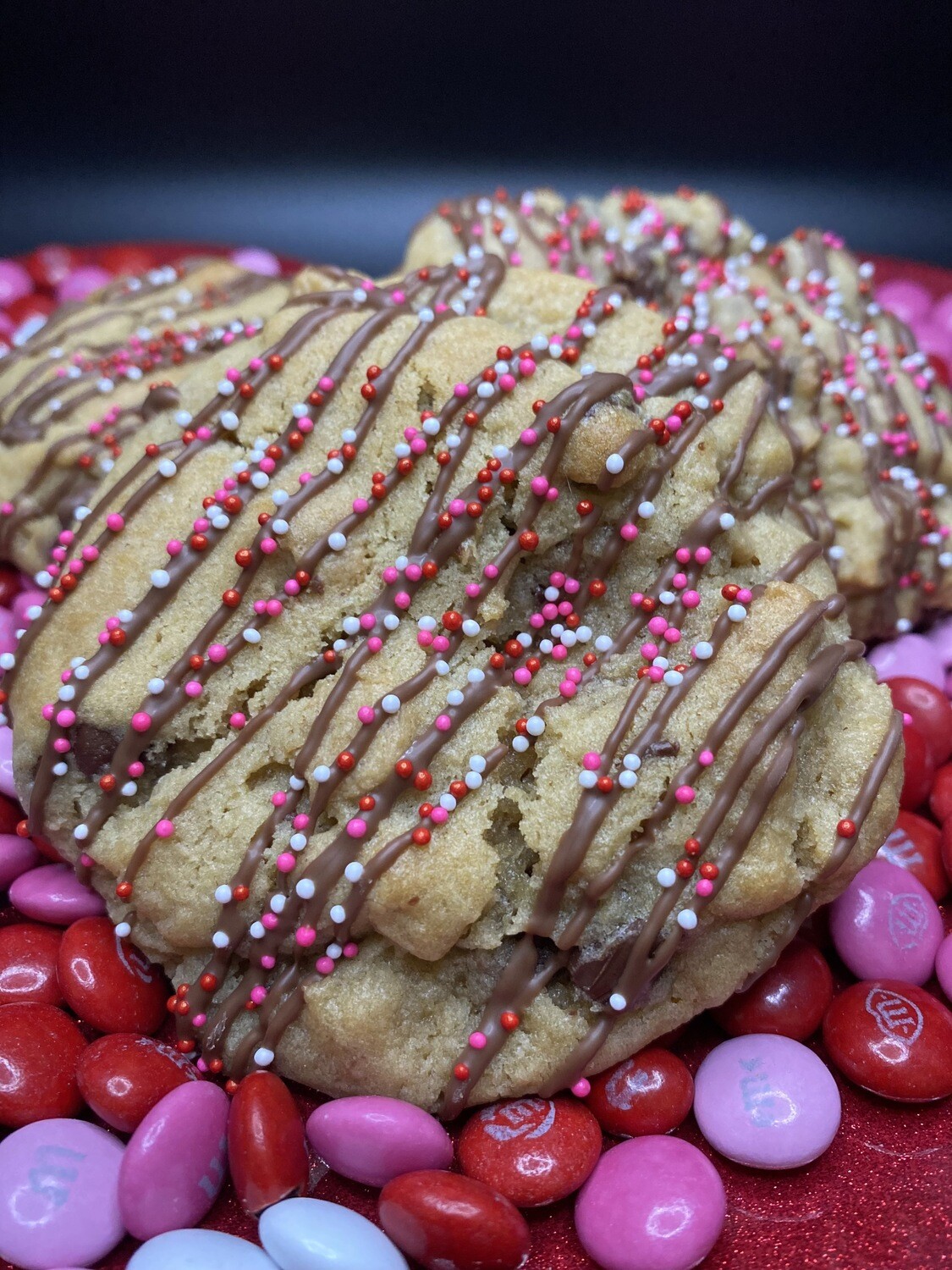 12 Chocolate Chip Cookies - Small, Medium or Large