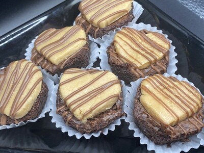 Mini Brownies with Peanut Butter Heart - 1 Dozen